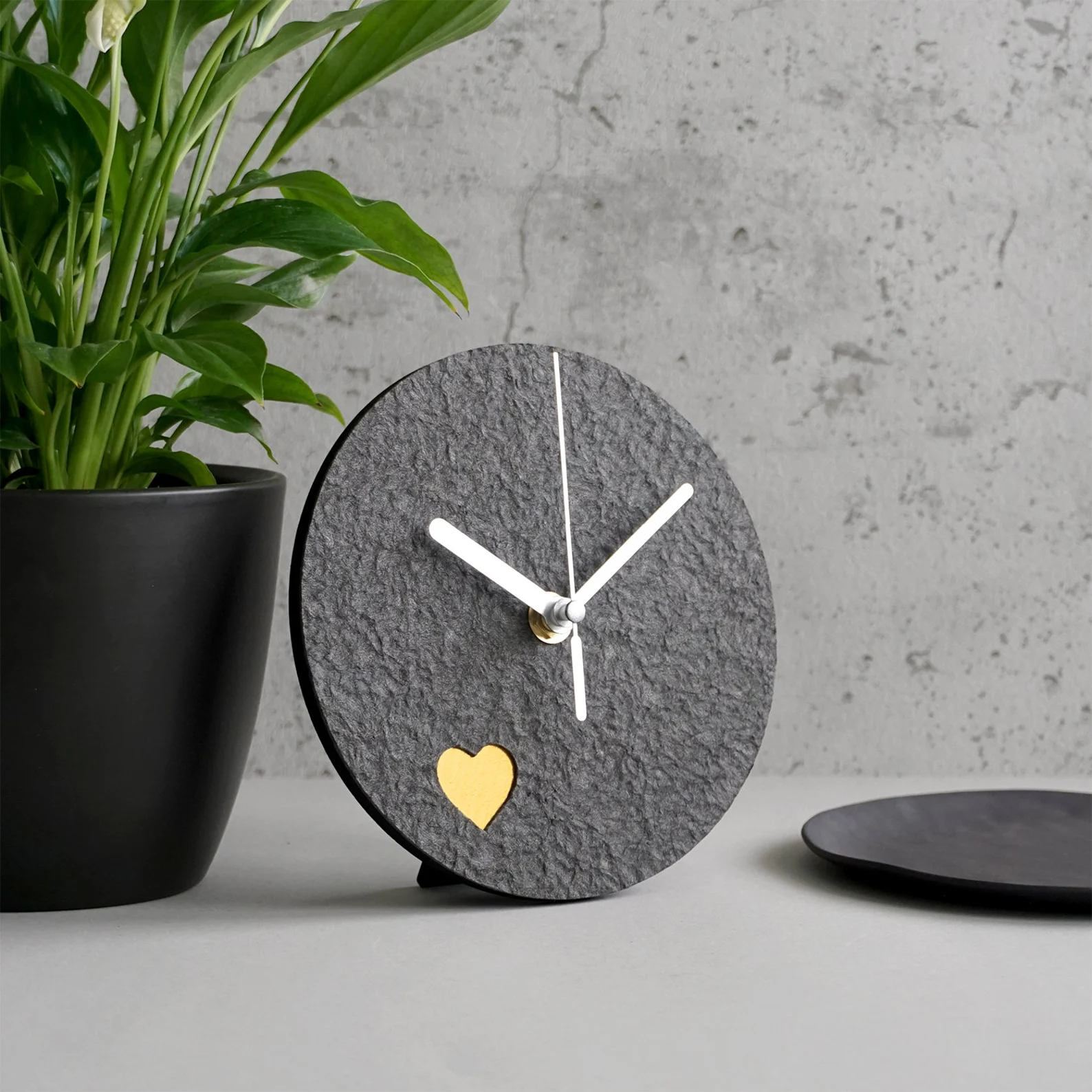 Handcrafted Recycled Paper Table Clock – Eco-Friendly Anniversary & Housewarming Gift - Image 8