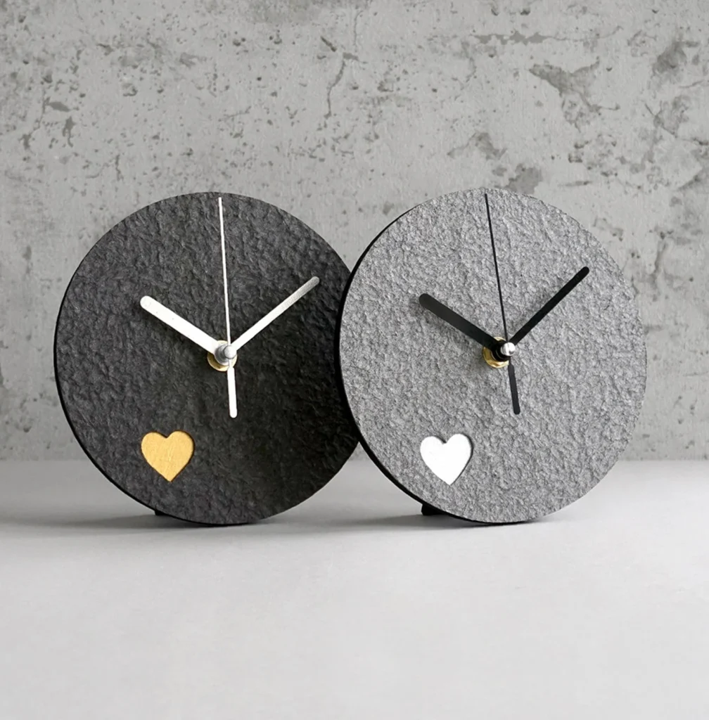 Handcrafted Recycled Paper Table Clock – Eco-Friendly Anniversary & Housewarming Gift
